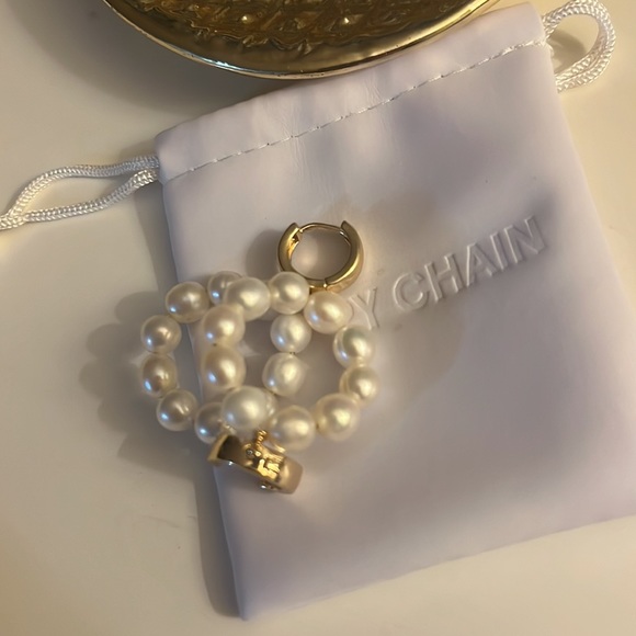 Pearl Hoop Earrings - Picture 5 of 9